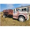 Image 3 : 1967 GMC 950, single axle, 6 cyl. Engine, 4 spd trans, PTO, c/w flat deck, 700-gal 2-comp. water tan