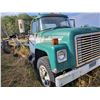 Image 3 : 1973 IH Loadstar 1800 S/A cab & chassis 392 V8, 5 spd trans, 2 spd axle, air brakes, parked several 