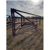 Image 3 : Heavy duty skidded self supporting coral panel, approx. 32 ft main panel & 16 ft gate on each end, 6