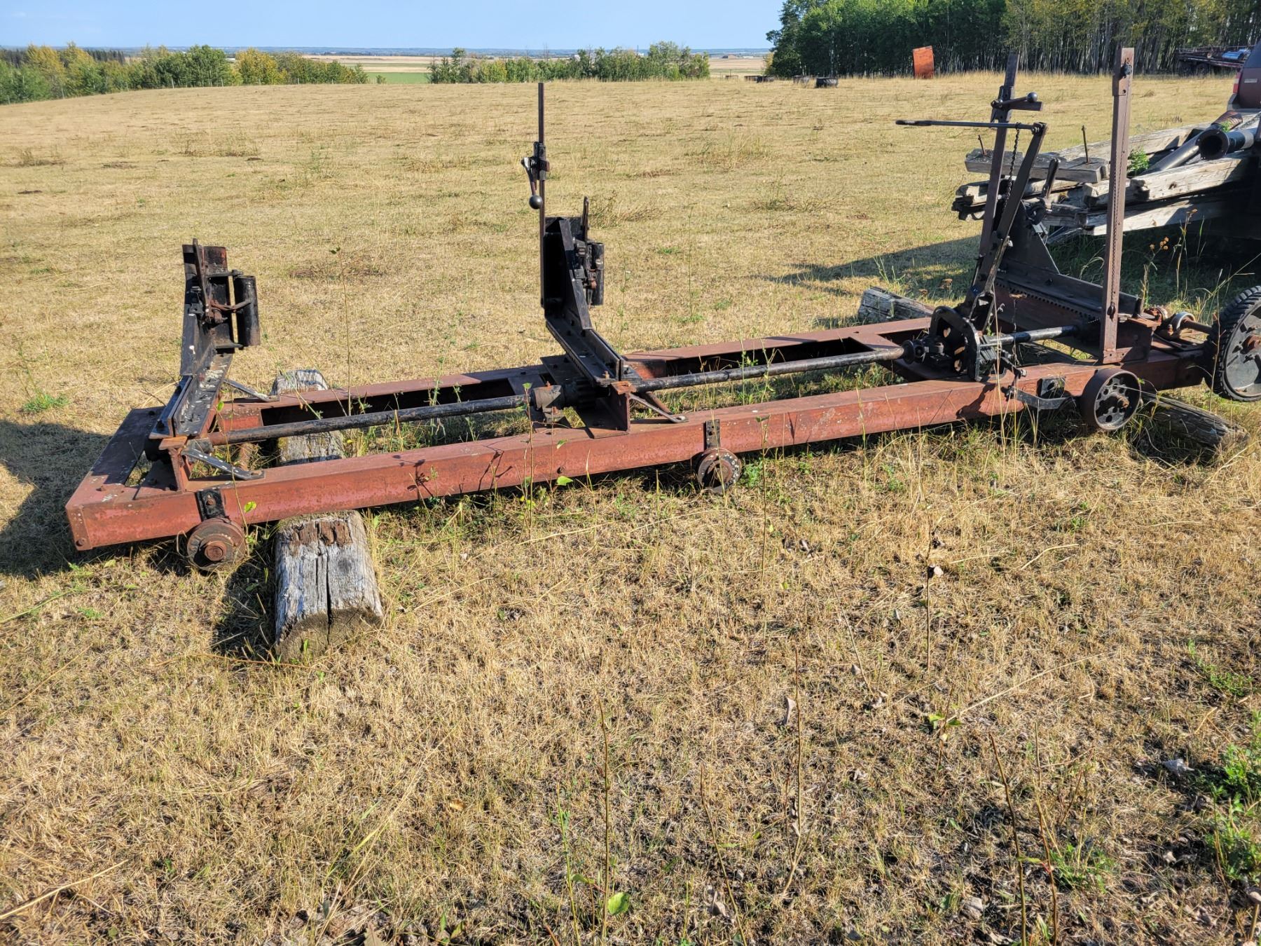44-inch Headrig Sawmill, wood frame, rebuilt all steel carriage, 540 ...