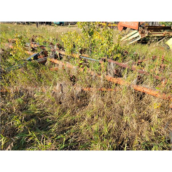 Case/Glencoe 24 ft Vibra shank, mtd harrows, cyl. Not included