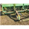 Image 14 : JD 9350 Press drills, factory transport 30 ft, hoe openers, rubber packers. Was bought & never used,