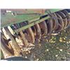 Image 21 : JD 9350 Press drills, factory transport 30 ft, hoe openers, rubber packers. Was bought & never used,
