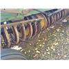 Image 23 : JD 9350 Press drills, factory transport 30 ft, hoe openers, rubber packers. Was bought & never used,