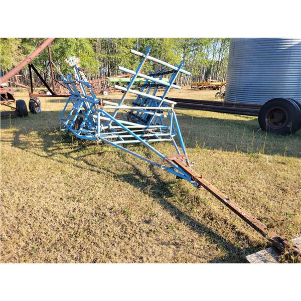 Melroe tine harrow cart, 25 ft manual hang up