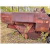 Image 5 : Massey-Harris Super 92 combine c/w scrap metal, sold as is