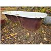 Image 1 : Cast iron bathtub, 5 ft