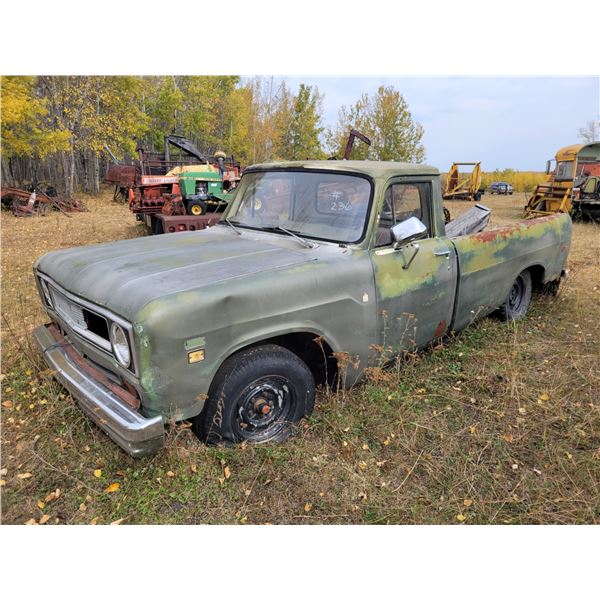 Approx. 1971 IH 1010 Pickup, 345 V8 auto, not seized, was running, , SN. 112108H157652, Sold for par