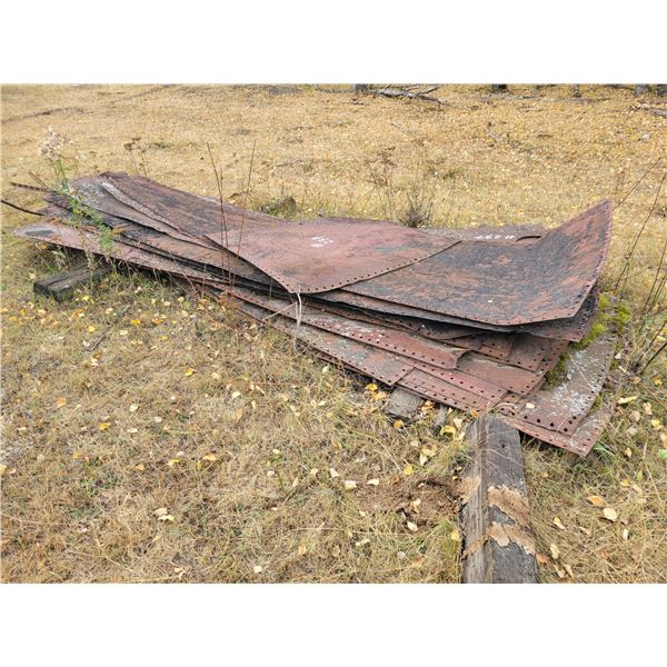 Approx. 20- sheets of pie-shaped steel plates, approx. 12ft long