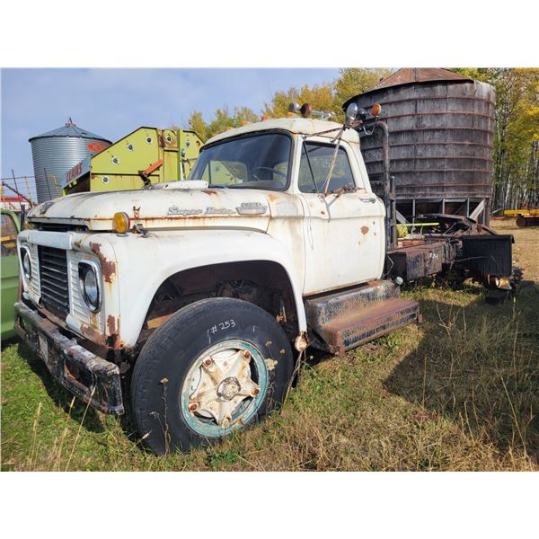 1967 Ford super duty 850, 534 V8, 5 spd, 2 spd axle on air, SN. F85KUA85984