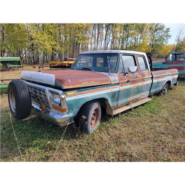 1979 Ford F150 truck, V8 auto, no keys SN.X155KEJ4412, sold for parts (contents in truck box not inc