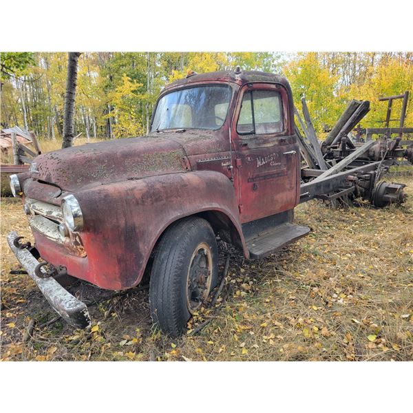 Approx. 1954 IH S180 Truck, 6 cyl. 5 spd & 2 spd axle, SN. S1844477C sold for parts only