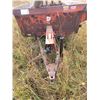 Image 2 : International 540 manure spreader, needs repairs