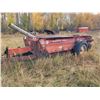 Image 3 : International 540 manure spreader, needs repairs