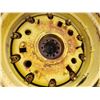 Image 3 : 2- Approx. 30-inch hubs c/w rims, came off a JD 3020