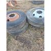Image 1 : 4- 11R22.5 Tires on hub pilot 10-stud rims