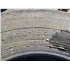 Image 5 : 6- 9.50x16.5 truck tires