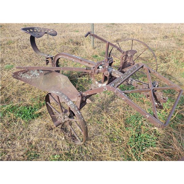 Single btm, horse-drawn plow