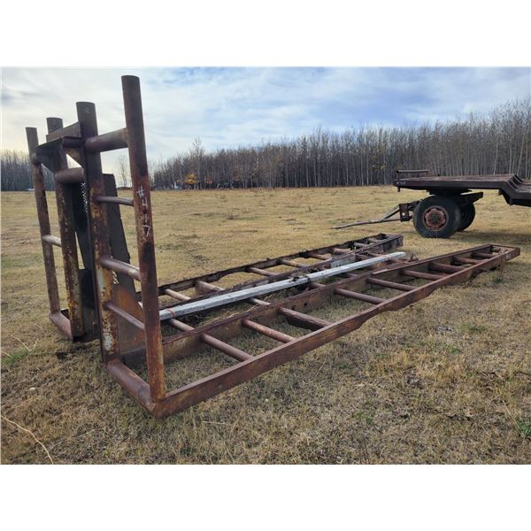 Approx. 20 ft x 8 ft truck deck, was used as a bull manger