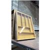 Image 2 : CASE OF BAMBOO EXPANDABLE WATER RESISTANT 6-8 COMPARTMENT CUTLERY DRAWER ORGANIZERS