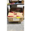 Image 1 : LARGE BOX OF SLIDER DISCS