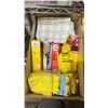 Image 4 : 3 BOXES OF MR POTATO HEAD DOLLS, STORAGE BINS, FOOD WRAP, DISH CLOTHS & MORE