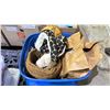 Image 3 : PALLET OF ASSORTED CHILDREN'S MULTICULTURAL & SEASONAL COSTUME & PROP PIECES