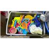 Image 3 : PALLET OF ASSORTED PLUSH TOYS, ANIMAL MASKS, BUCKETS &MORE *MUST TAKE ALL ON PALLET*