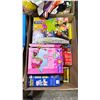 Image 2 : PALLET OF CHILDREN'S EDUCATIONAL GAMES, SENSORY TOYS, APRONS, FLOOR PUZZLES & MORE *MUST TAKE ALL