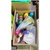 Image 4 : PALLET OF ASSORTED PLASTIC DISHWARE, CRAFTING SUPPLIES, FRAMES & MORE *MUST TAKE ALL ON PALLET*