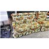 Image 2 : 2-PC FLORAL SOFA & CHAIR SET