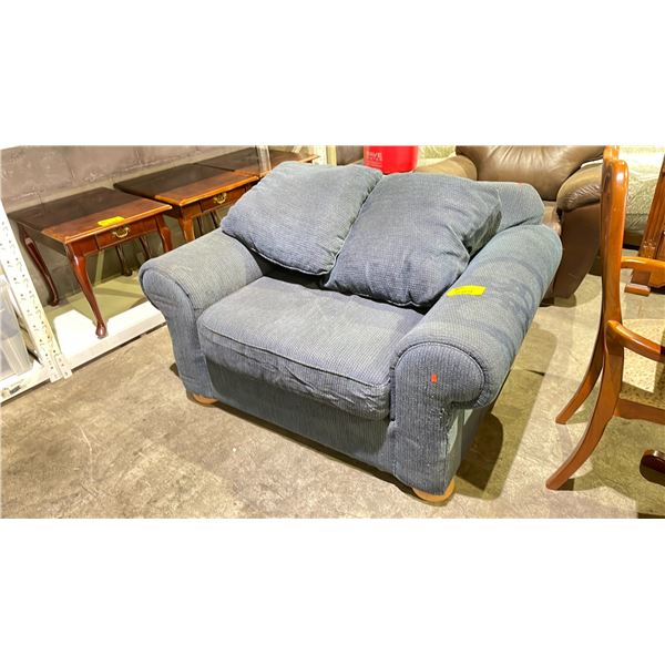 LARGE BLUE UPHOLSTERED CHAIR WITH 2 BACK CUSHIONS *NEEDS LIGHT CLEANING*