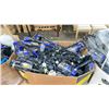 Image 2 : PALLET OF ASSORTED VACUUM CLEANERS *WORKING CONDITION UNKNOWN/MAY BE MISSING