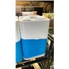Image 3 : 2 BLUEAIR AIR PURIFIERS & 4 REPLACEMENT FILTERS