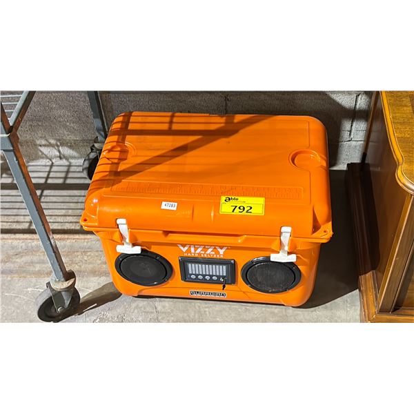 GUARDIAN MAX 35 VIZZY BRANDED COOLER WITH BUILT IN BLUETOOTH SPEAKER *NO POWER CABLES*