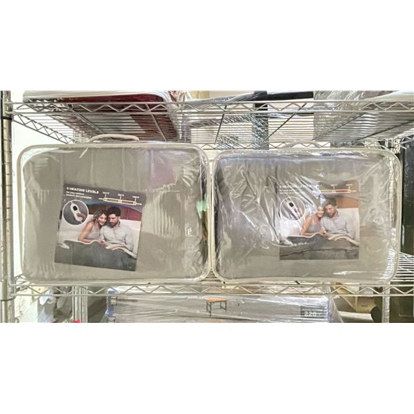 (2) GREY FLEECE LINED HEATED BLANKETS WITH 3 HEATING LEVELS
