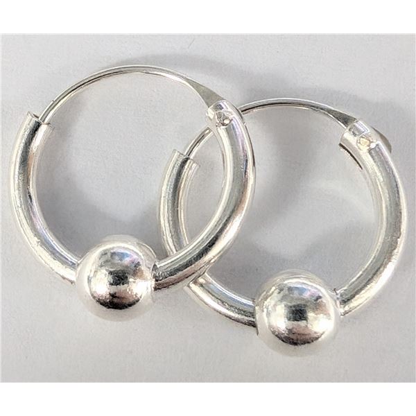 SILVER SMALL HOOP EARRINGS