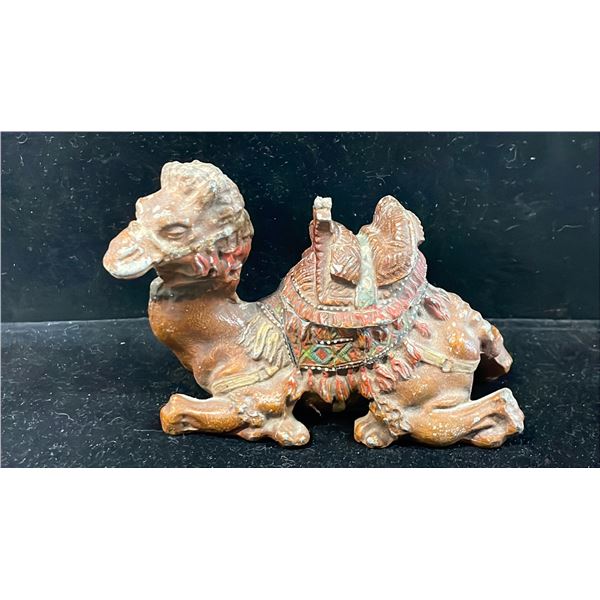 PAINED METAL CAMEL CANDLE HOLDER 5.5"