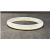 Image 2 : A CELADON WHITE AGATE BANGLE