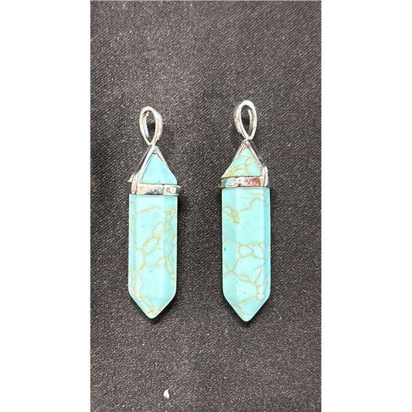 A PAIR OF TURQUOISE EARRINGS