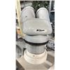 Image 3 : NIKON 73587 MADE IN JAPAN MICROSCOPE ON STAND WITH OVERHEAD LAMP