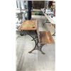 Image 1 : VINTAGE DESK