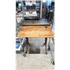 Image 3 : VINTAGE DESK