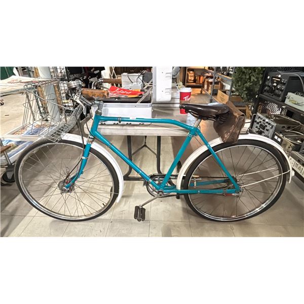 VINTAGE SINGLE SPEED CRUISER BIKE WITH BASKET