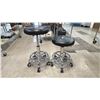 Image 1 : PAIR OF BLACK HEIGHT ADJUSTABLE SWIVEL STOOLS