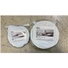 Image 2 : SIMPLY ESSENTIAL FELT PLATE STORAGE DIVIDERS & SIMPLY ESSENTIAL QUILTED DINNERWARE STORAGE
