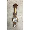 Image 5 : SHELF OF ASSORTED GLASSWARE, WOODEN GOLF TEES DESK LAMP, WALL CLOCK & NAPKIN HOLDER