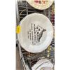 Image 10 : SHELF OF DECOR ITEMS & DECORATIVE PLATES