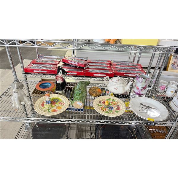 SHELF OF DECOR ITEMS & DECORATIVE PLATES