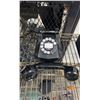 Image 2 : BLACK VINTAGE TELEPHONE